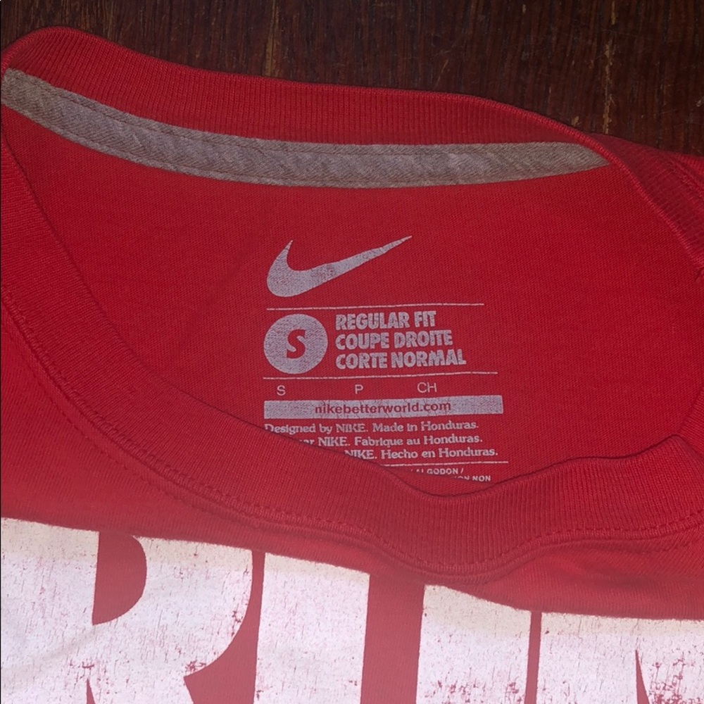 Nike tee - Picture 3 of 3